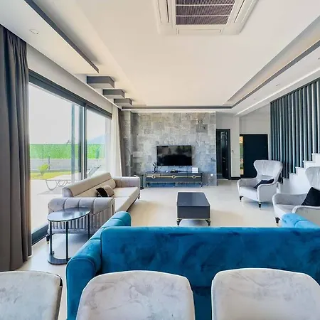 Kalkan'da Deniz Manzarali Hotell Kaş