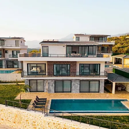 Kalkan'da Deniz Manzarali *