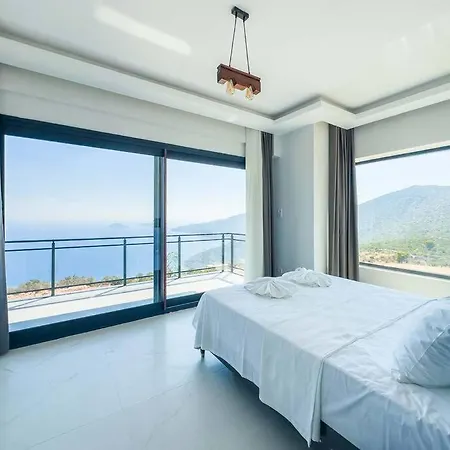 Kalkan'da Deniz Manzarali Hotell Kaş