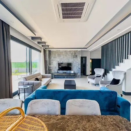 Kalkan'da Deniz Manzarali Hotel