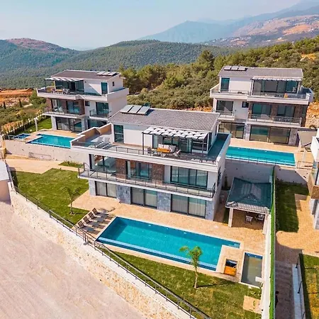 Kalkan'da Deniz Manzarali * Kaş