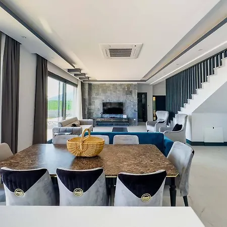 Kalkan'da Deniz Manzarali *